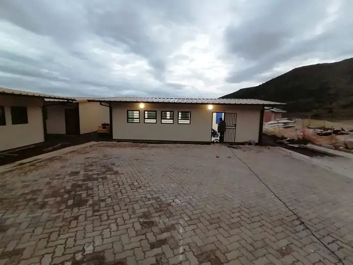 Lesotho Mining: courtyard
